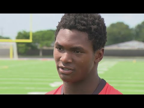 Miami Carol City star Nick Lennear sets sights on Nat Moore Trophy — YouTube video thumbnail