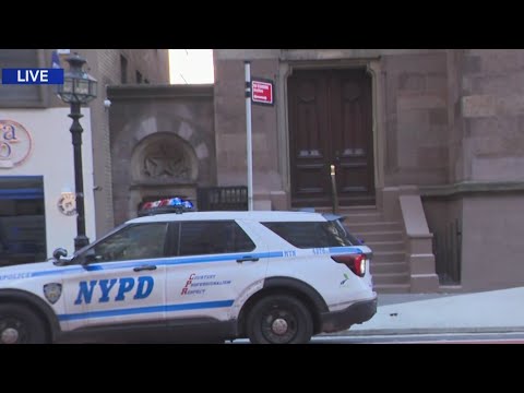 Man charged with hate crime after assault, damage at NYC synagogue: officials — YouTube video thumbnail