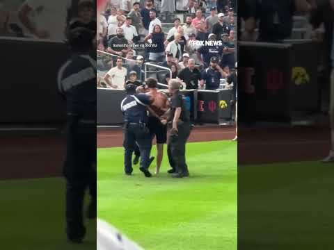 Security TAKES DOWN multiple people who RUSHED field at Yankees game — YouTube video thumbnail